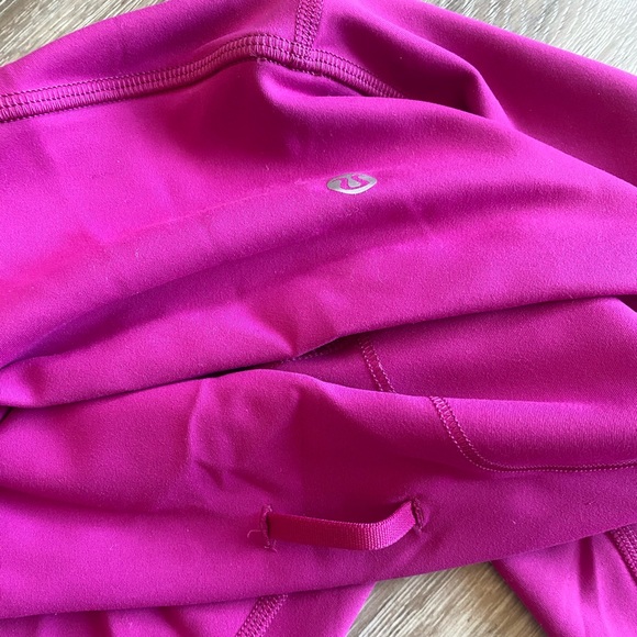 Lululemon Wunder Train Leggings - Picture 2 of 4